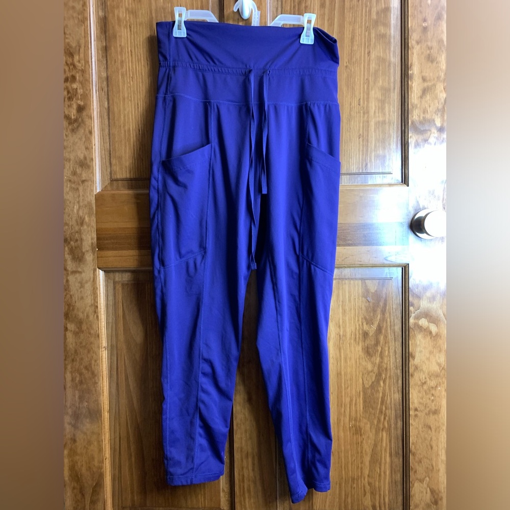 Women’s large Fabletics Maj High Waist Joggers navy blue